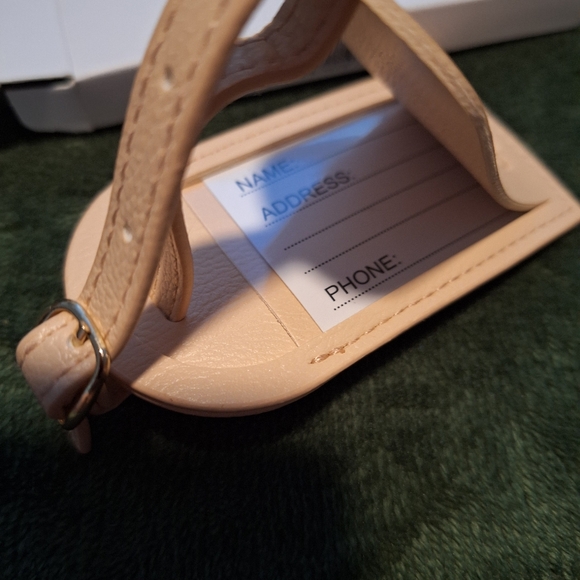 Chloé Luggage Tag NWT - Picture 5 of 6